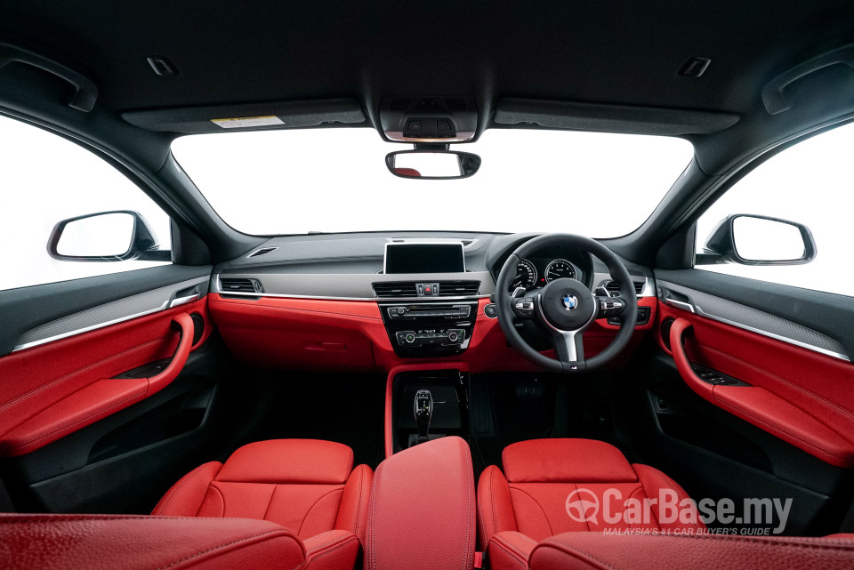 BMW X2 F39 (2018) Interior