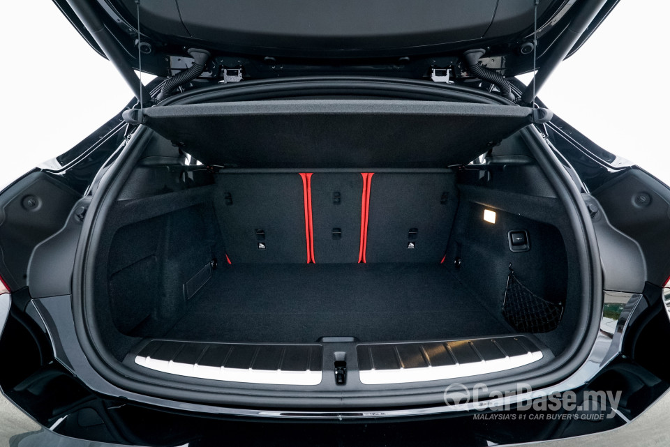 BMW X2 F39 (2018) Interior