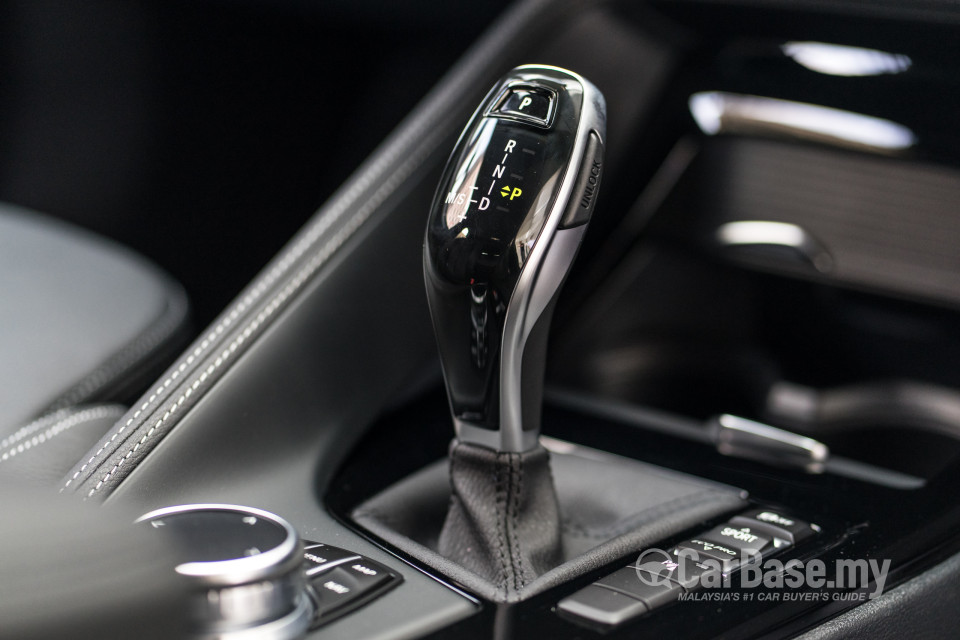 BMW X2 F39 (2018) Interior