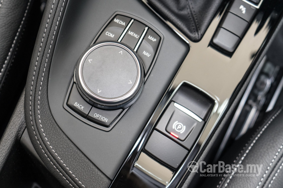 BMW X2 F39 (2018) Interior
