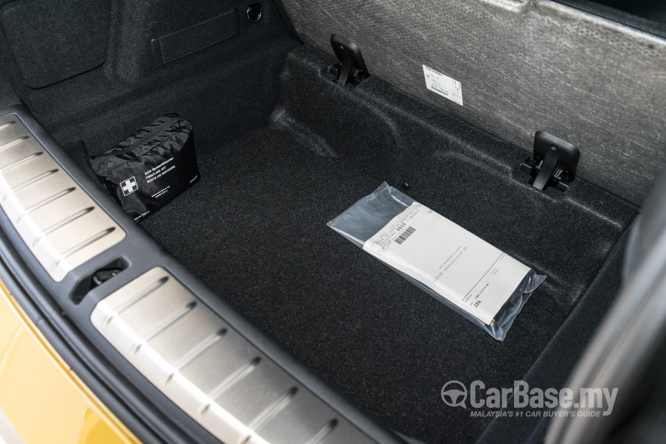 BMW X2 F39 (2018) Interior