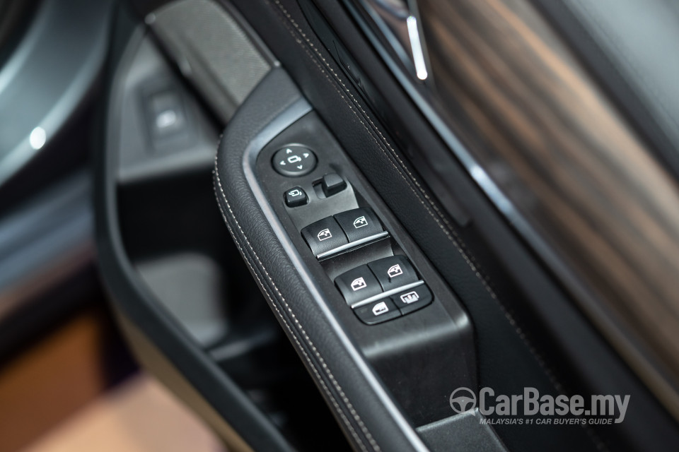 BMW 6 Series GT G32 (2018) Interior