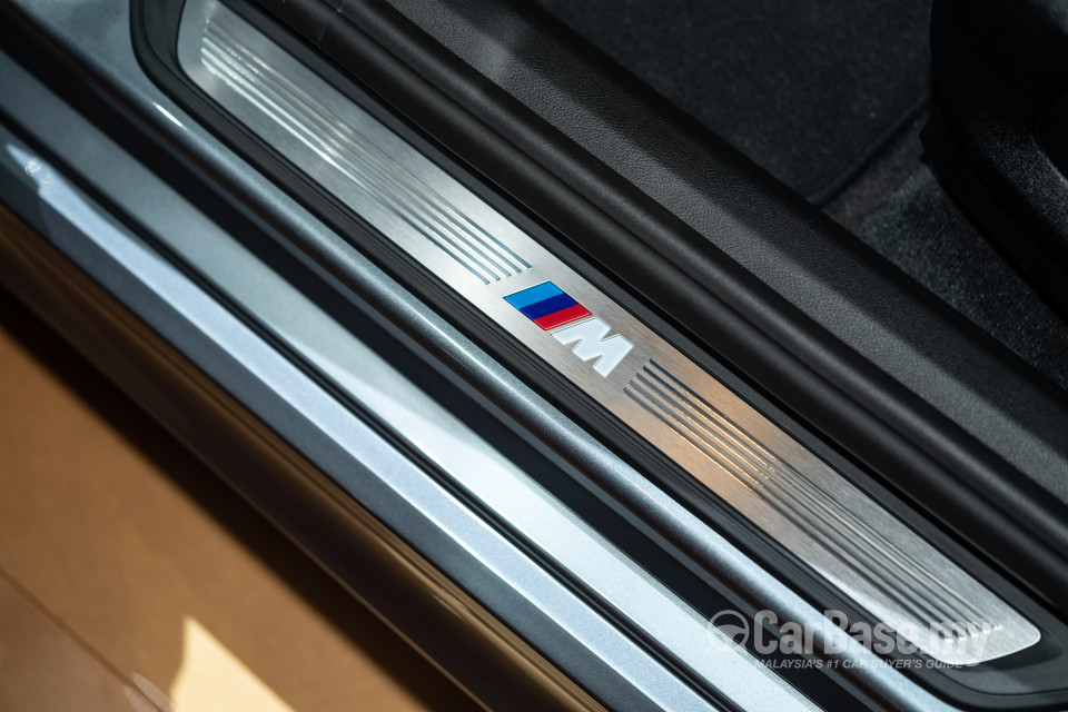 BMW 6 Series GT G32 (2018) Interior