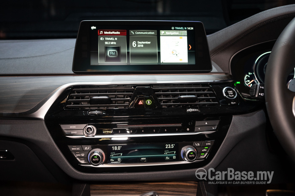 BMW 6 Series GT G32 (2018) Interior