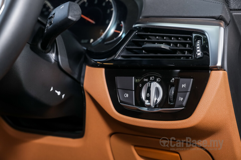 Honda Jazz GK Facelift (2017) Interior