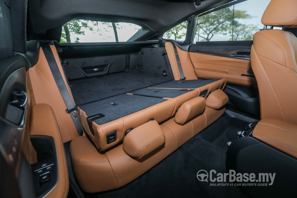 BMW 6 Series GT G32 (2018) Interior