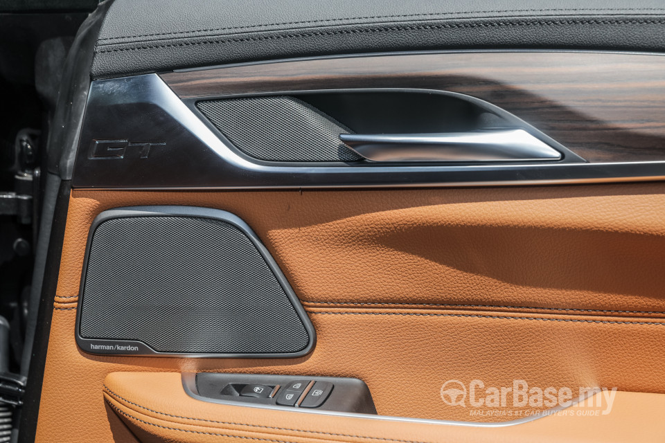 BMW 6 Series GT G32 (2018) Interior