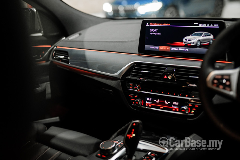 BMW 6 Series GT G32 LCI (2021) Interior
