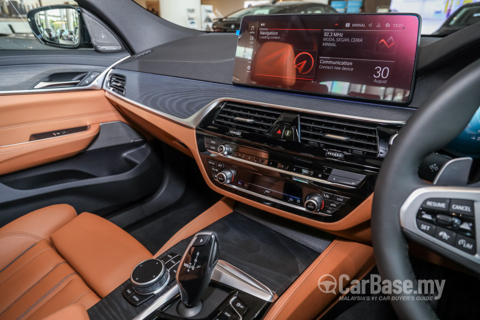BMW 6 Series GT G32 LCI (2021) Interior