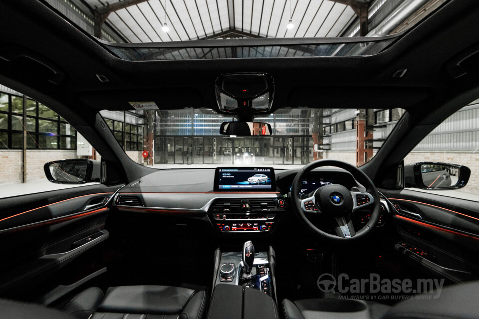 BMW 6 Series GT G32 LCI (2021) Interior