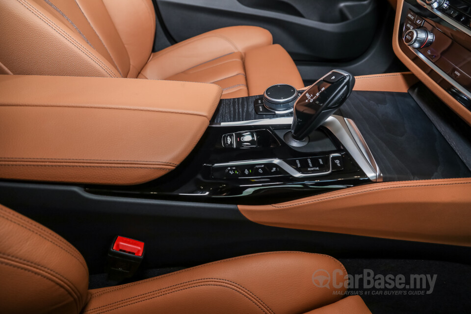BMW 6 Series GT G32 LCI (2021) Interior