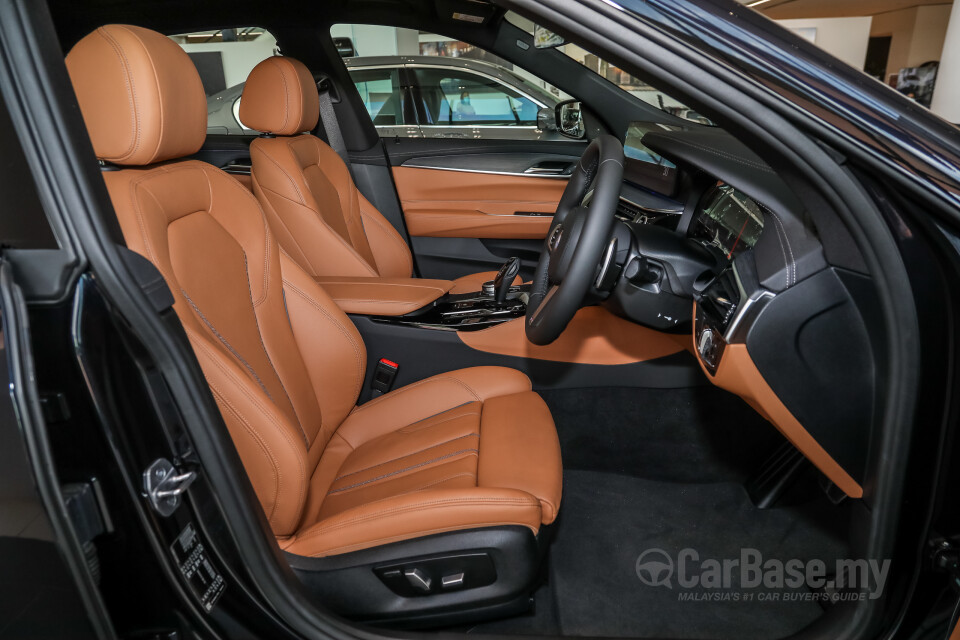 BMW 6 Series GT G32 LCI (2021) Interior