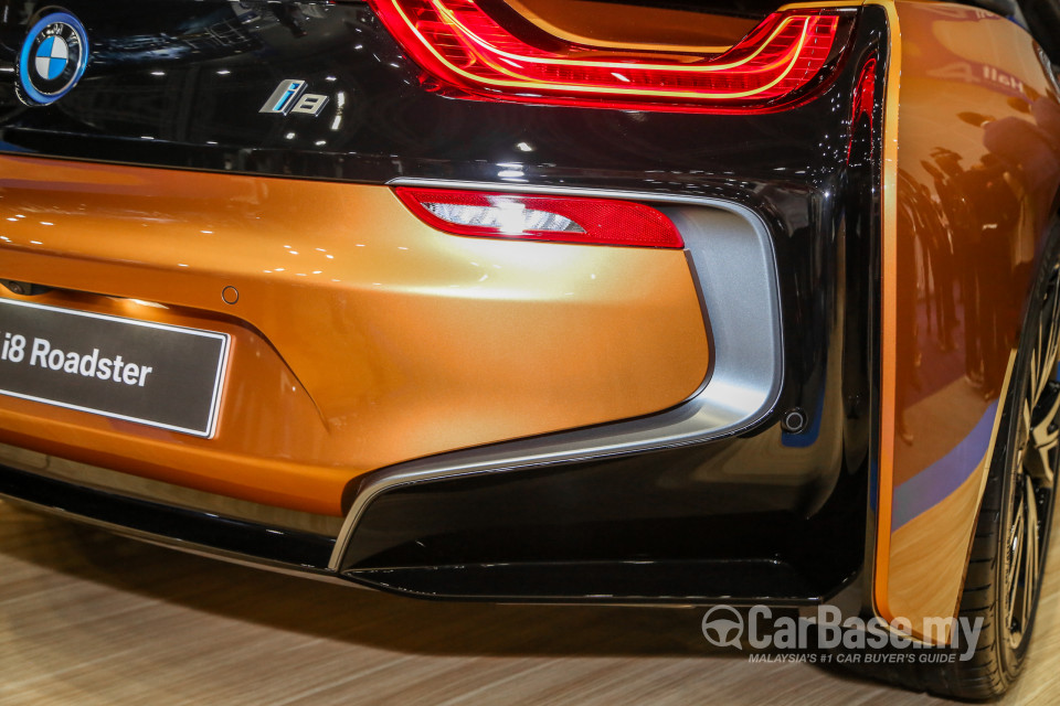 BMW i8 Roadster i12 LCI (2018) Exterior