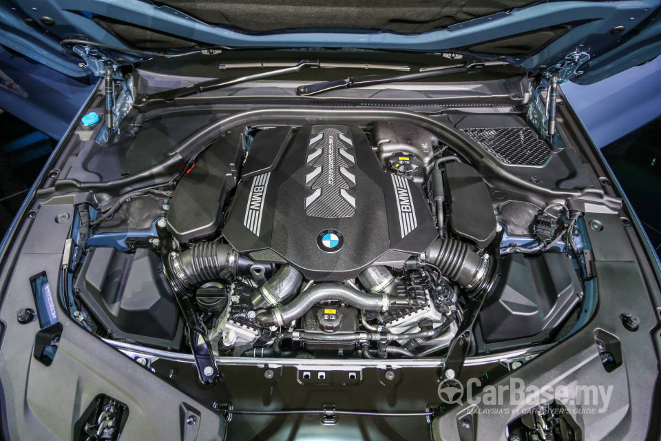 BMW 8 Series M Coupe G15 (2019) Exterior