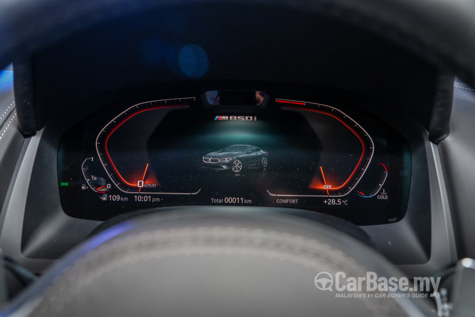 BMW 8 Series M Coupe G15 (2019) Interior