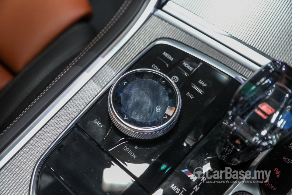 BMW 8 Series M Coupe G15 (2019) Interior