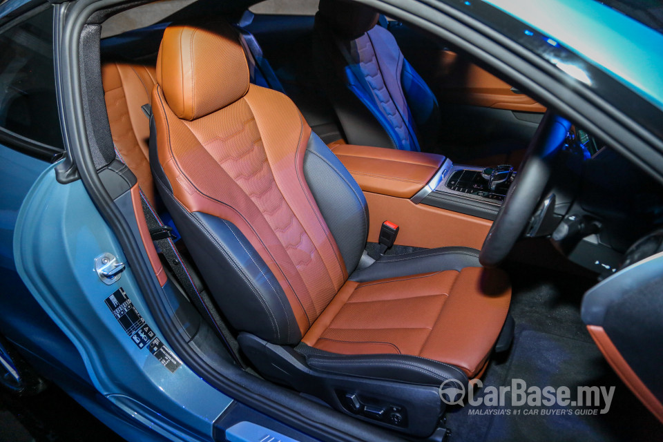 BMW 8 Series M Coupe G15 (2019) Interior