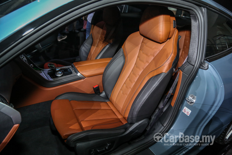 BMW 8 Series M Coupe G15 (2019) Interior