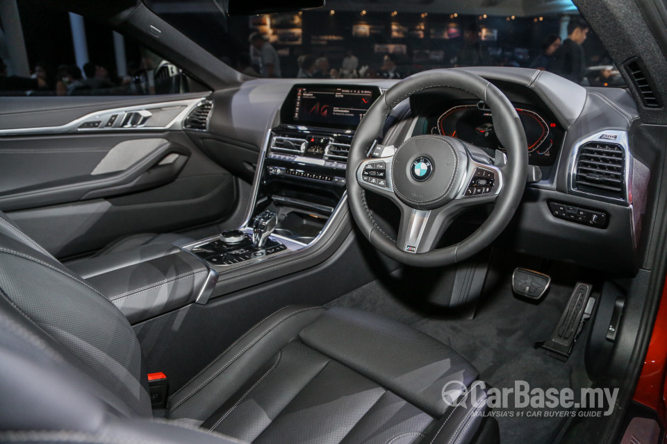 BMW 8 Series M Coupe G15 (2019) Interior