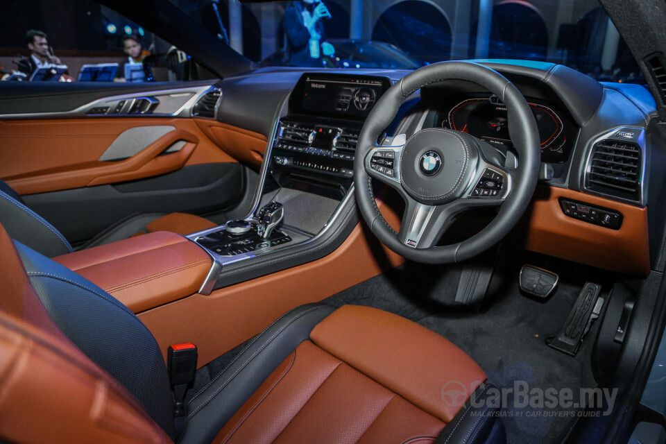 BMW 8 Series M Coupe G15 (2019) Interior