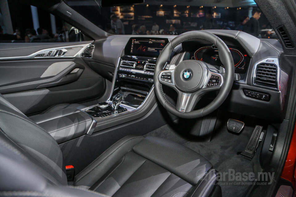BMW 8 Series M Coupe G15 (2019) Interior