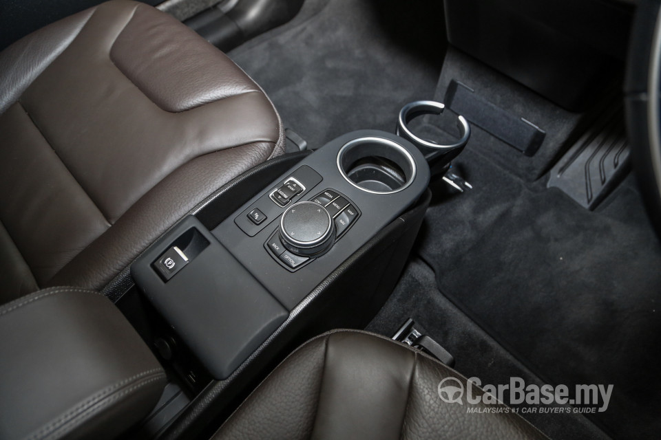 BMW i3s i01 LCI (2019) Interior