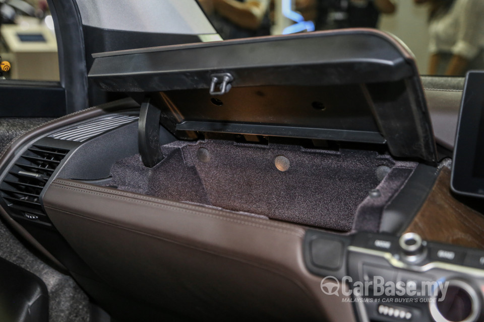 BMW i3s i01 LCI (2019) Interior