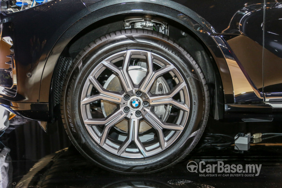 BMW X7 G07 (2019) Exterior