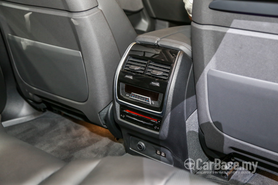 BMW X7 G07 (2019) Interior