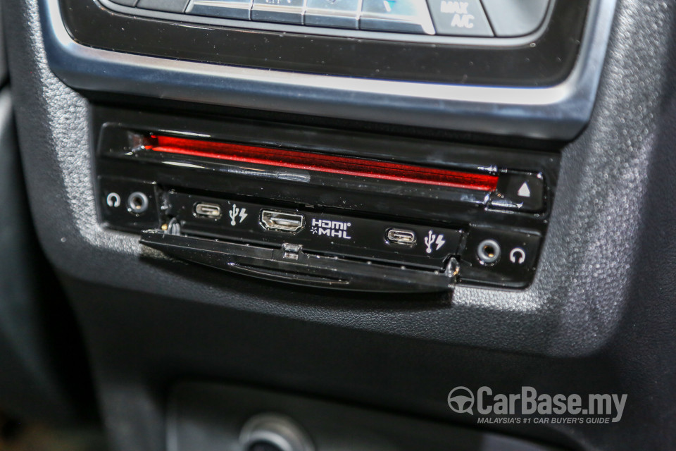 BMW X7 G07 (2019) Interior
