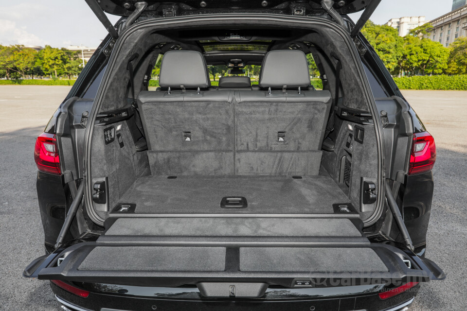 Mercedes-Benz AMG C-Class W205 AMG Facelift (2018) Interior