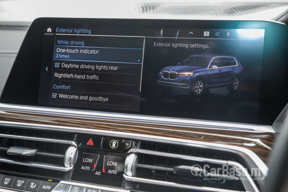 BMW X7 G07 (2019) Interior
