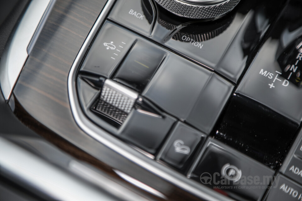 Mazda MX-5 ND (2015) Interior