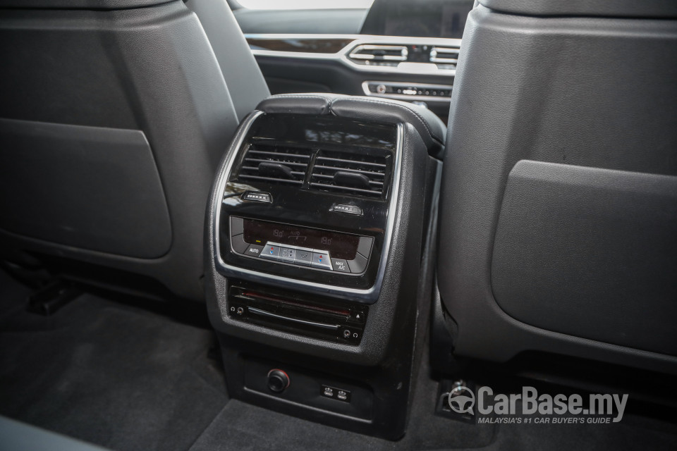 BMW X7 G07 (2019) Interior