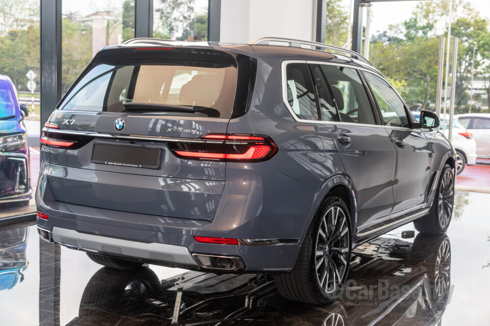 BMW X7 G07 LCI (2023) Exterior