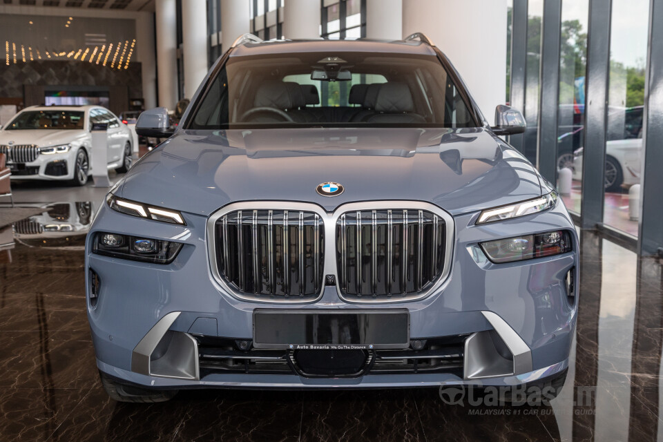 BMW X7 G07 LCI (2023) Exterior