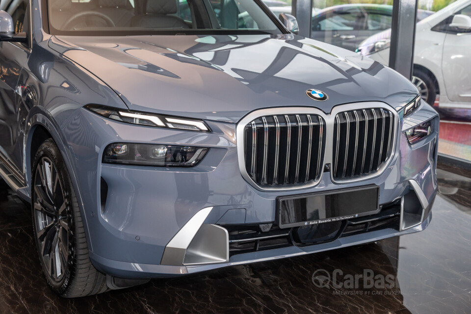 BMW X7 G07 LCI (2023) Exterior