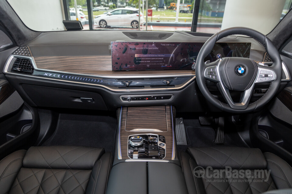 BMW X7 G07 LCI (2023) Interior