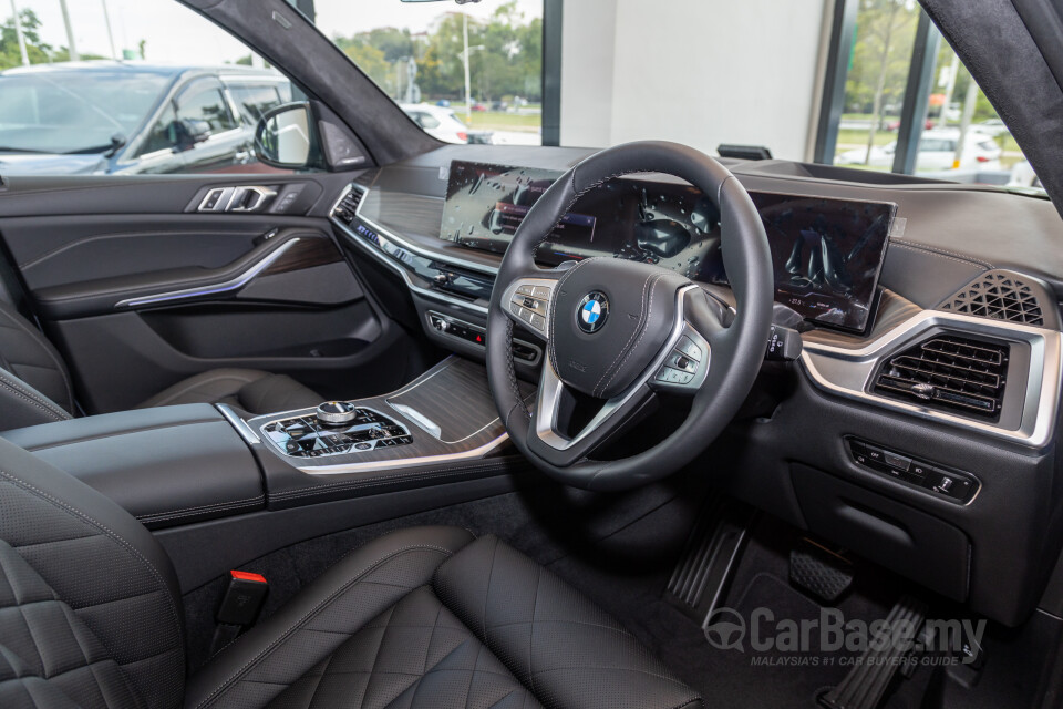 BMW X7 G07 LCI (2023) Interior