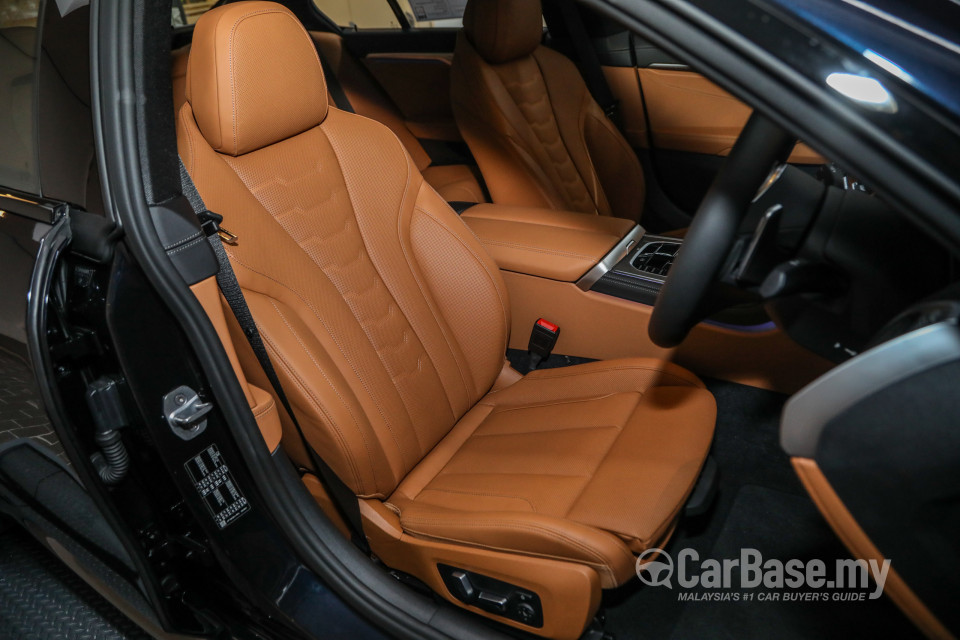 BMW 8 Series Gran Coupe G16 (2020) Interior
