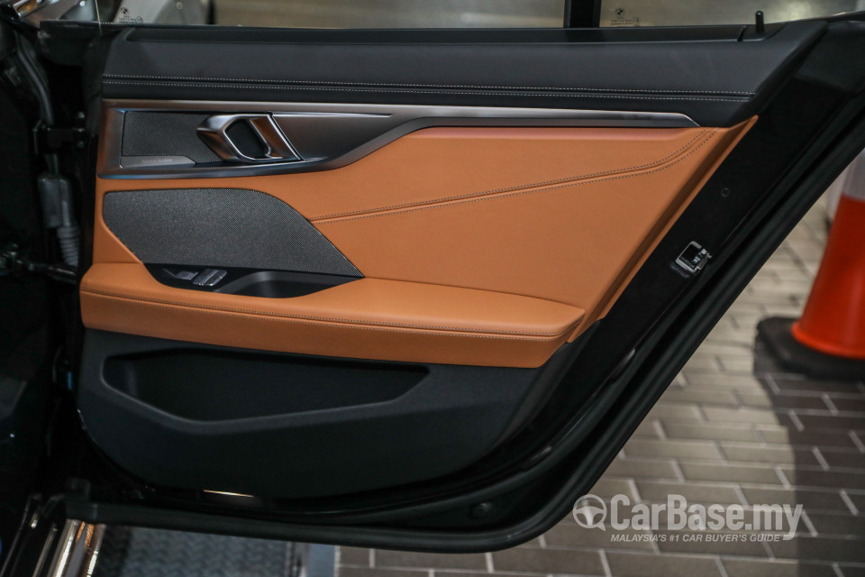 BMW 8 Series Gran Coupe G16 (2020) Interior