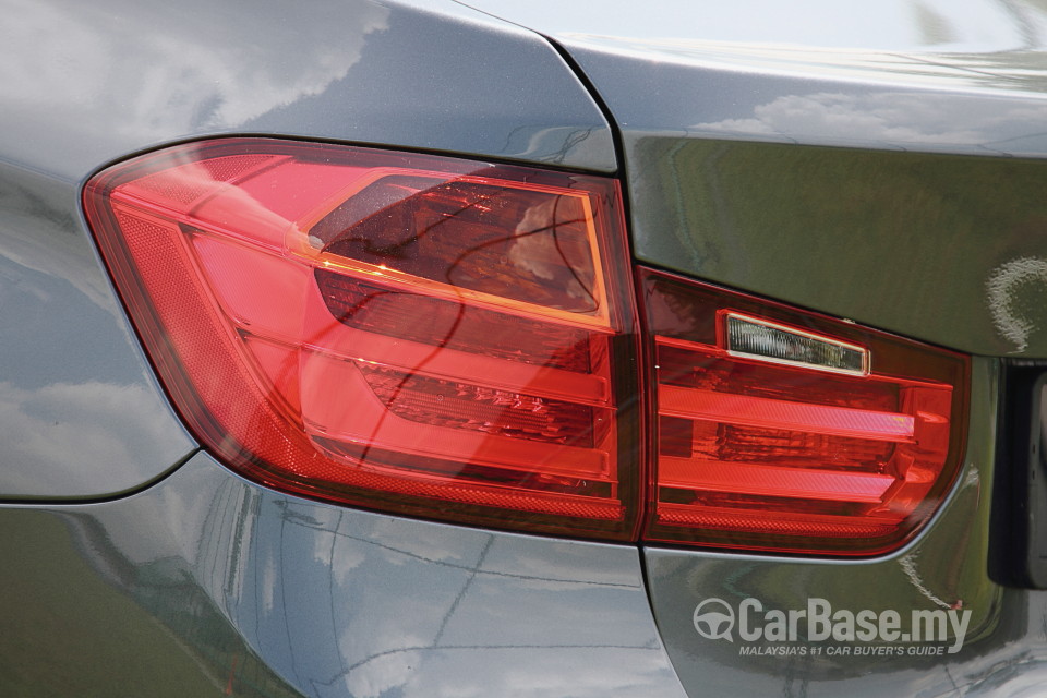 BMW 3 Series F30 (2012) Exterior