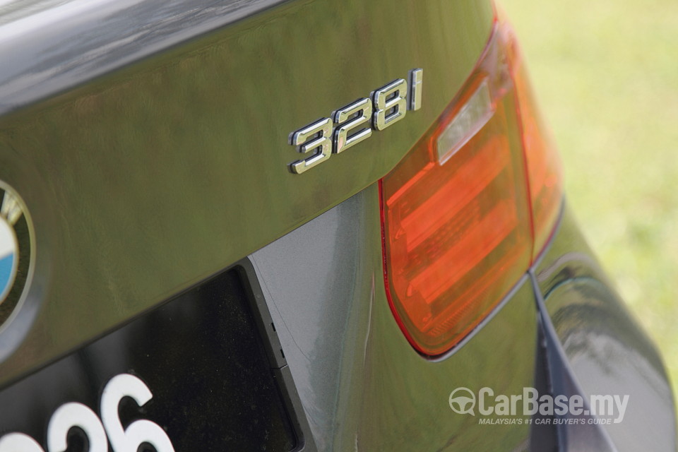 BMW 3 Series F30 (2012) Exterior