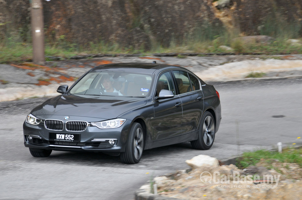 BMW 3 Series F30 (2012) Exterior