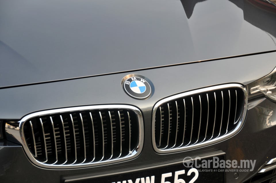 BMW 3 Series F30 (2012) Exterior