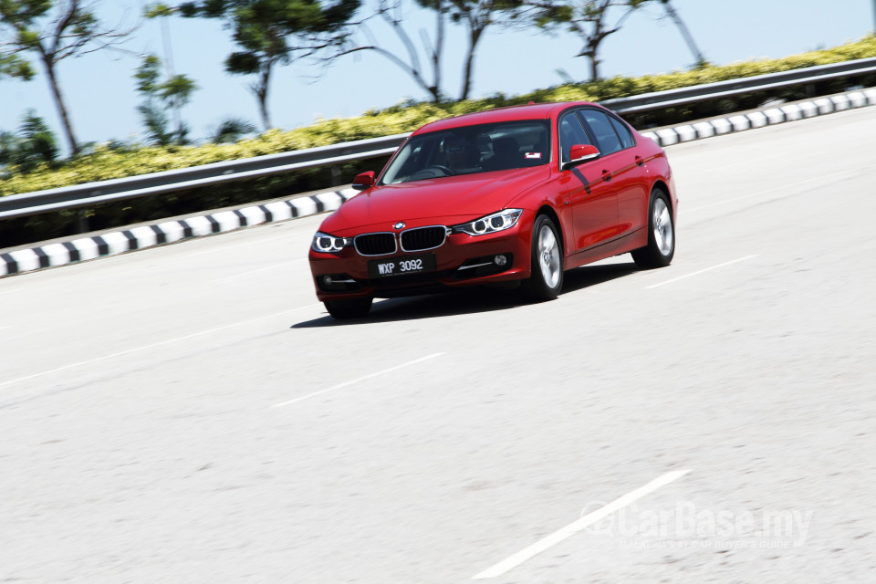 BMW 3 Series F30 (2012) Exterior
