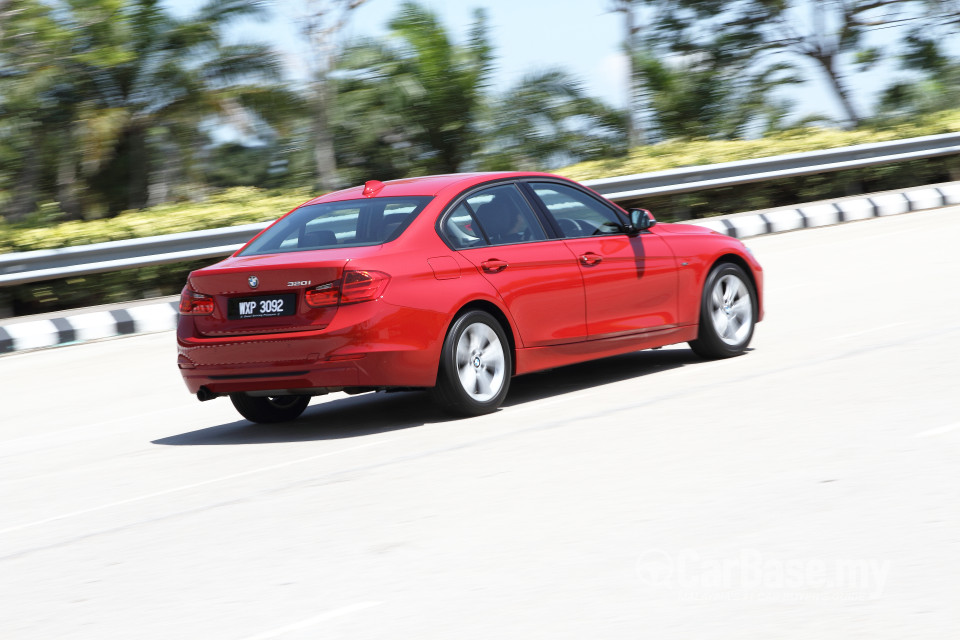 BMW 3 Series F30 (2012) Exterior