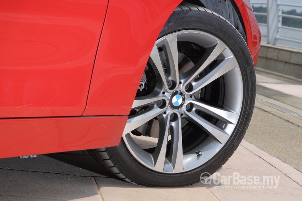 BMW 3 Series F30 (2012) Exterior