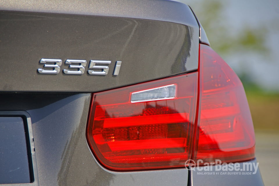 BMW 3 Series F30 (2012) Exterior