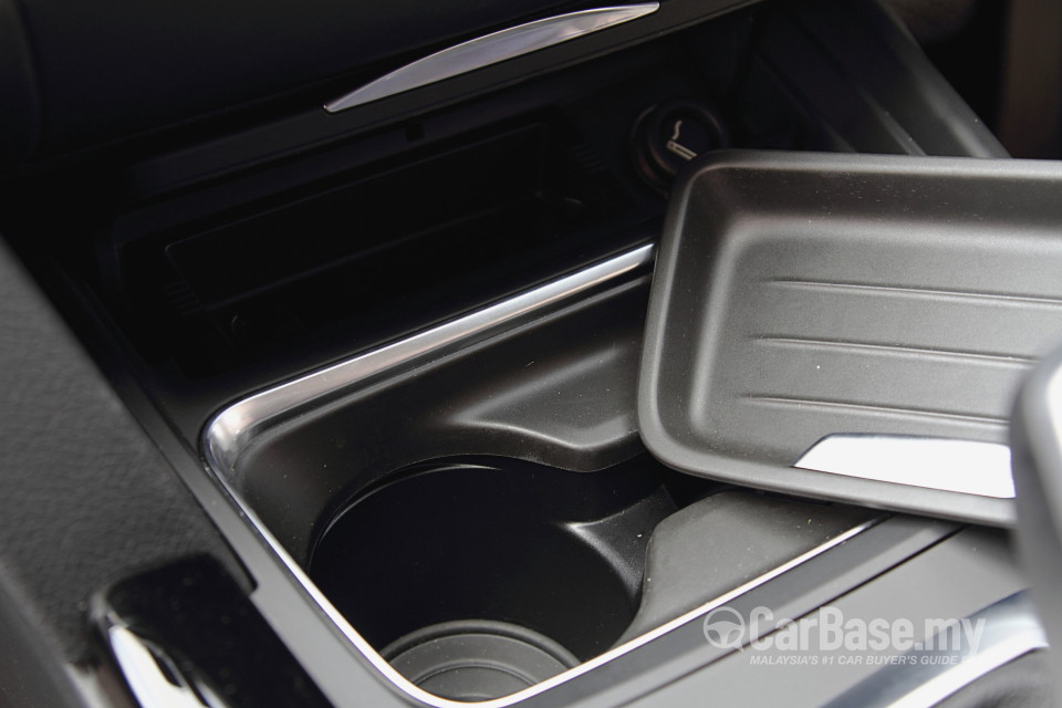 BMW 3 Series F30 (2012) Interior